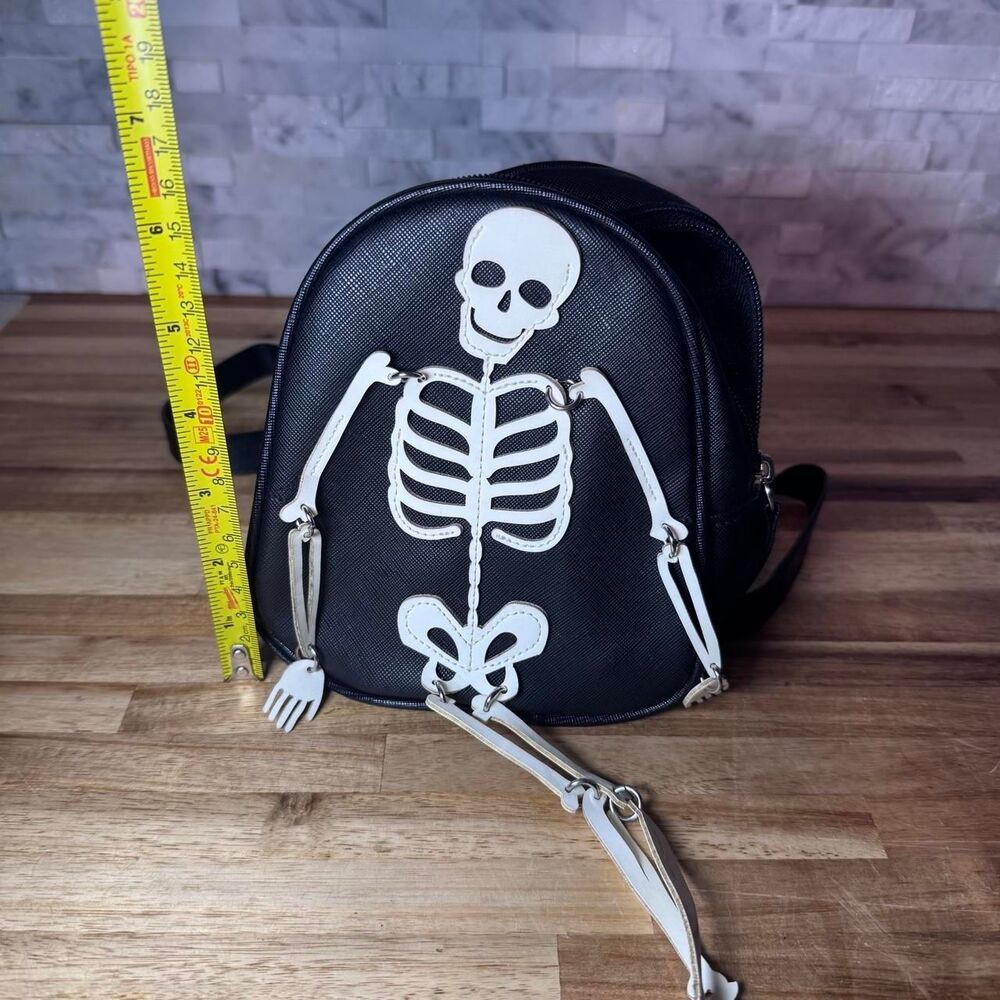 Bath-body-works Women's Black Bag - Picture 3 of 6